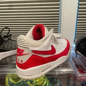 Jordan III tinker like new 10.5 no original box. Do have receipt.